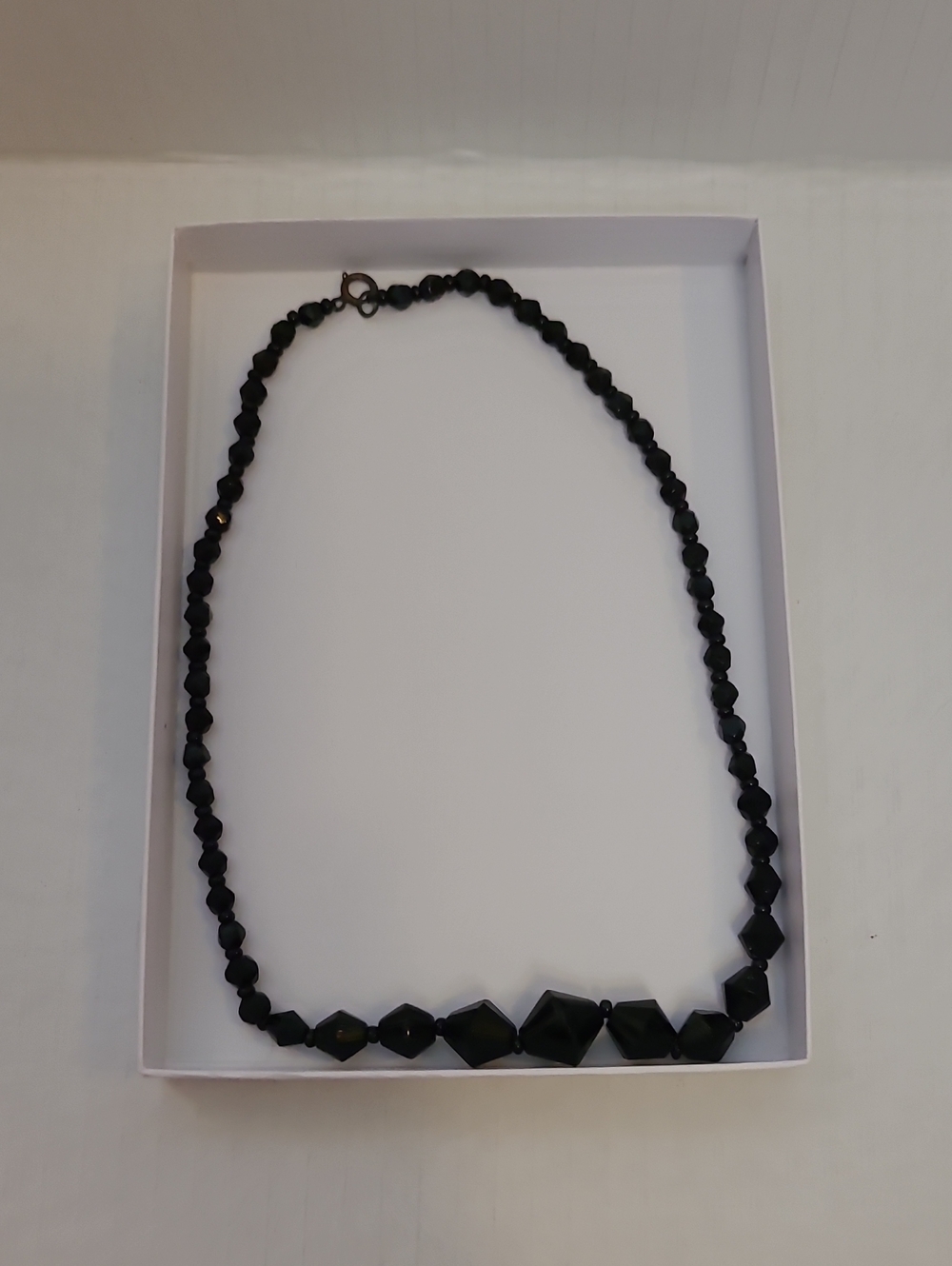 Vintage Black Faceted Bead Necklace - Women Jewelry